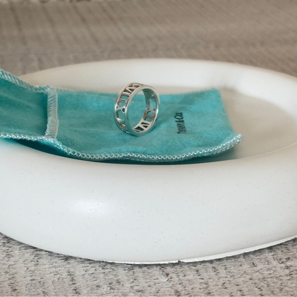 Tiffany & Co. Authentic Ring Classic Roman Numerals Band Sterling Silver Size 7 - Picture 3 of 7